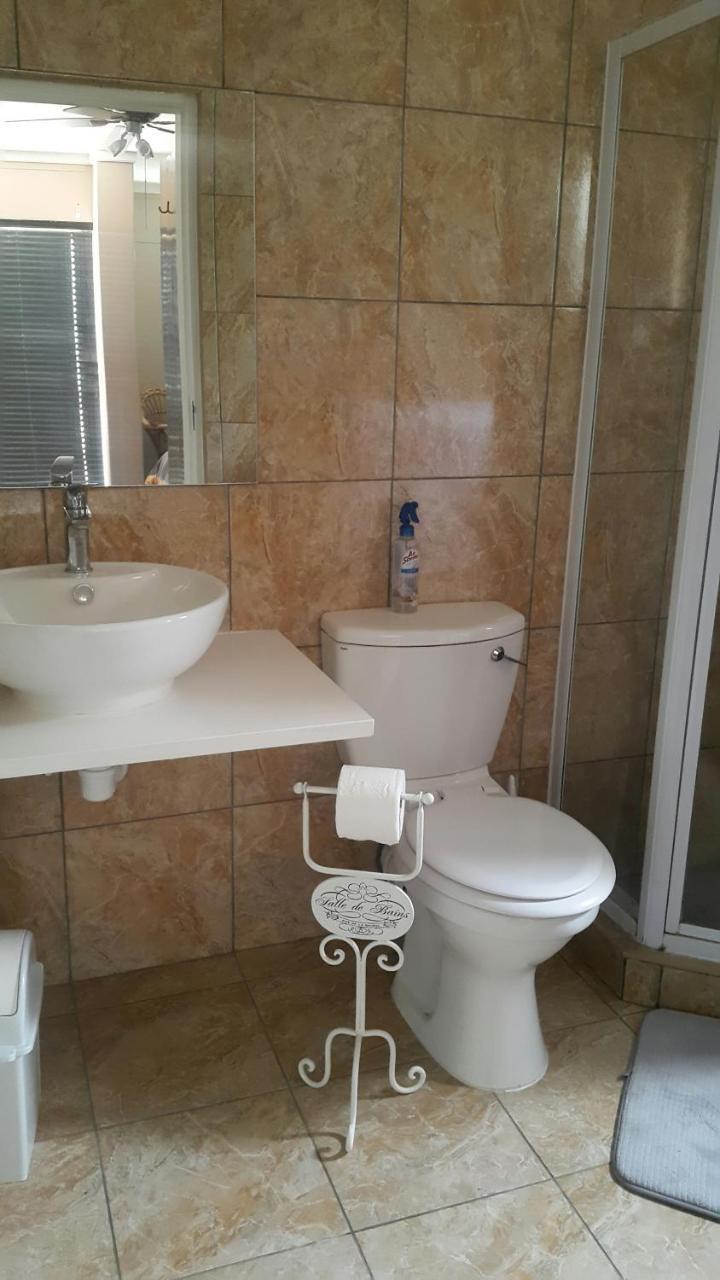 Kleines Nest Bed&Breakfast Walvis Bay Exterior foto