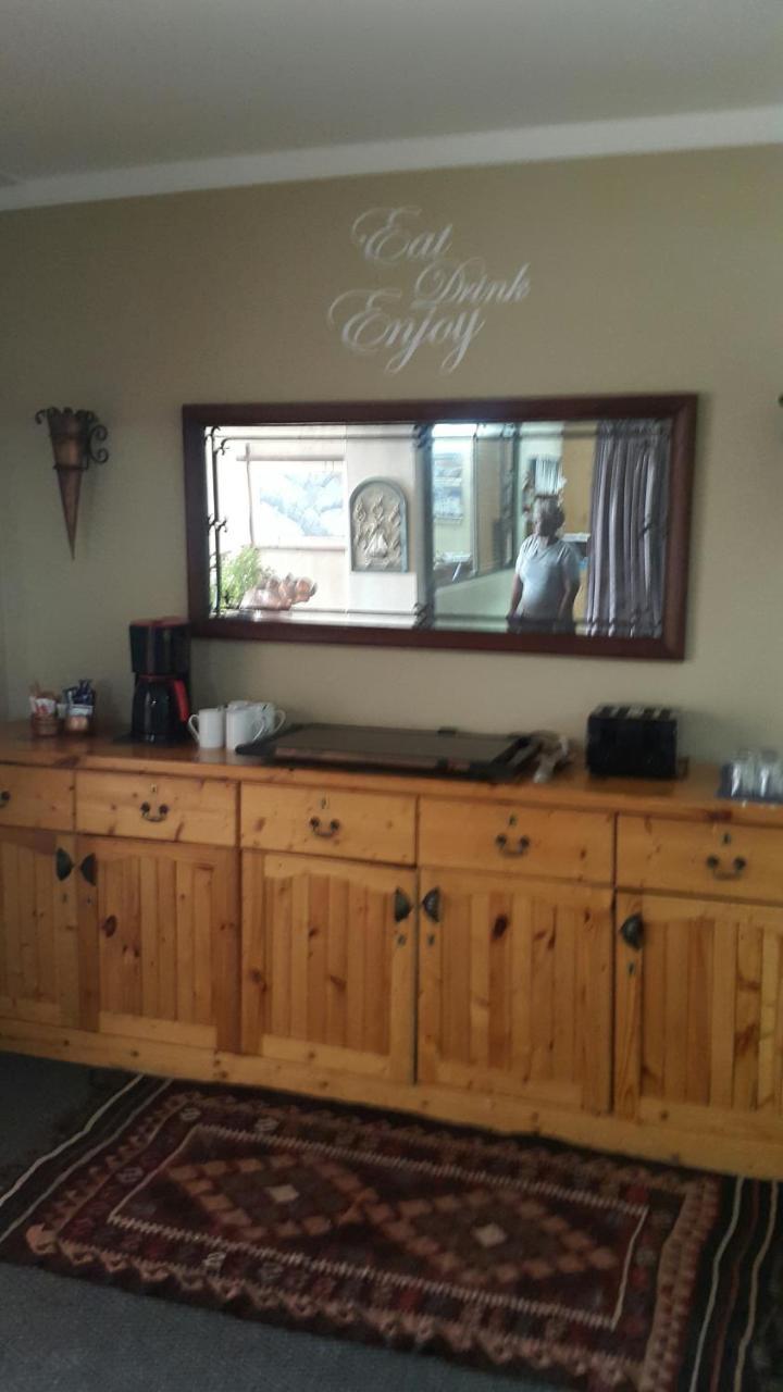Kleines Nest Bed&Breakfast Walvis Bay Exterior foto